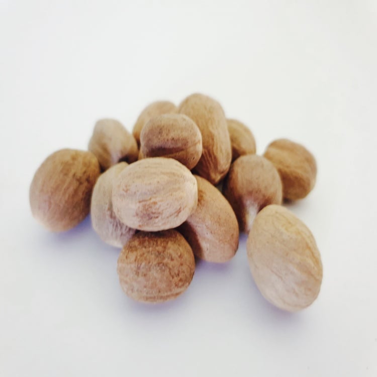 Nutmeg Whole (Myristica fragrans)